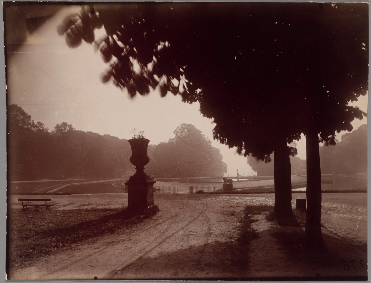 Saint-Cloud da Eugène Atget