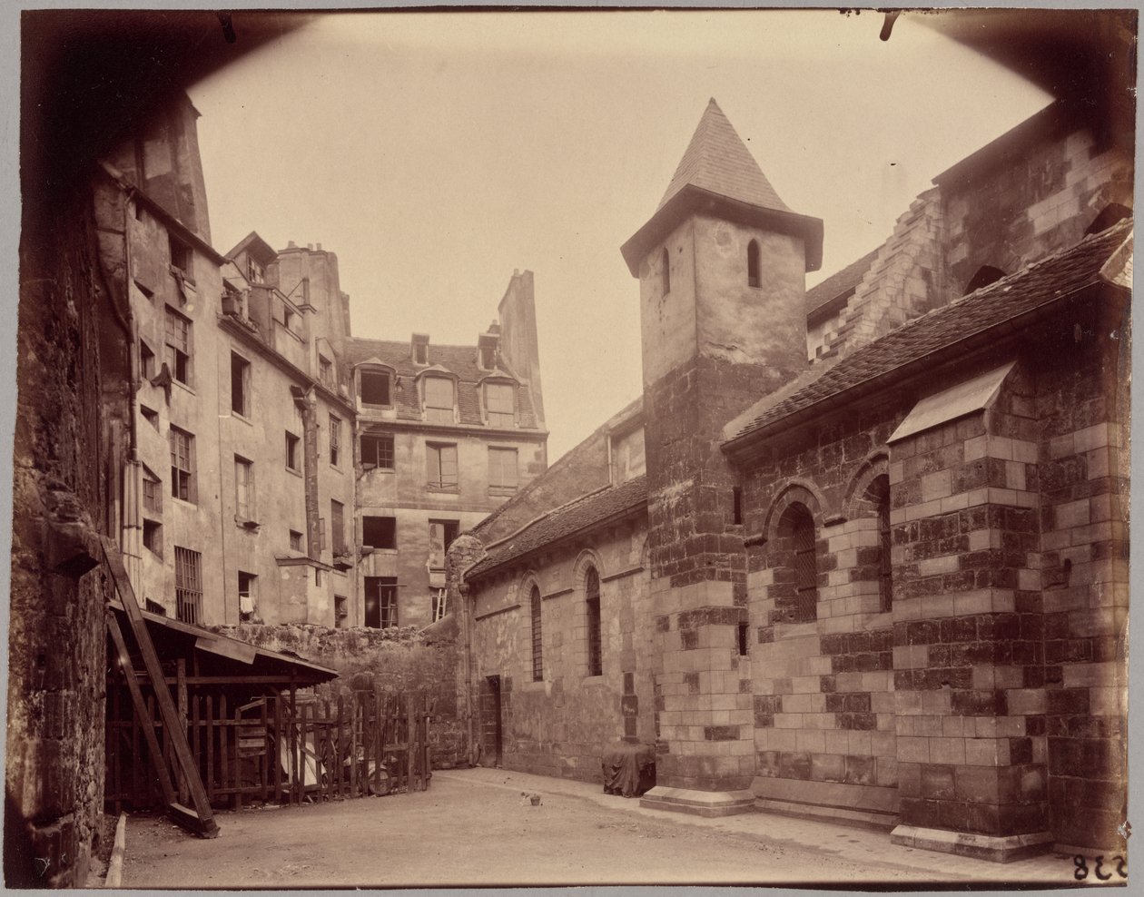 Saint-Julien-le-Pauvre da Eugène Atget