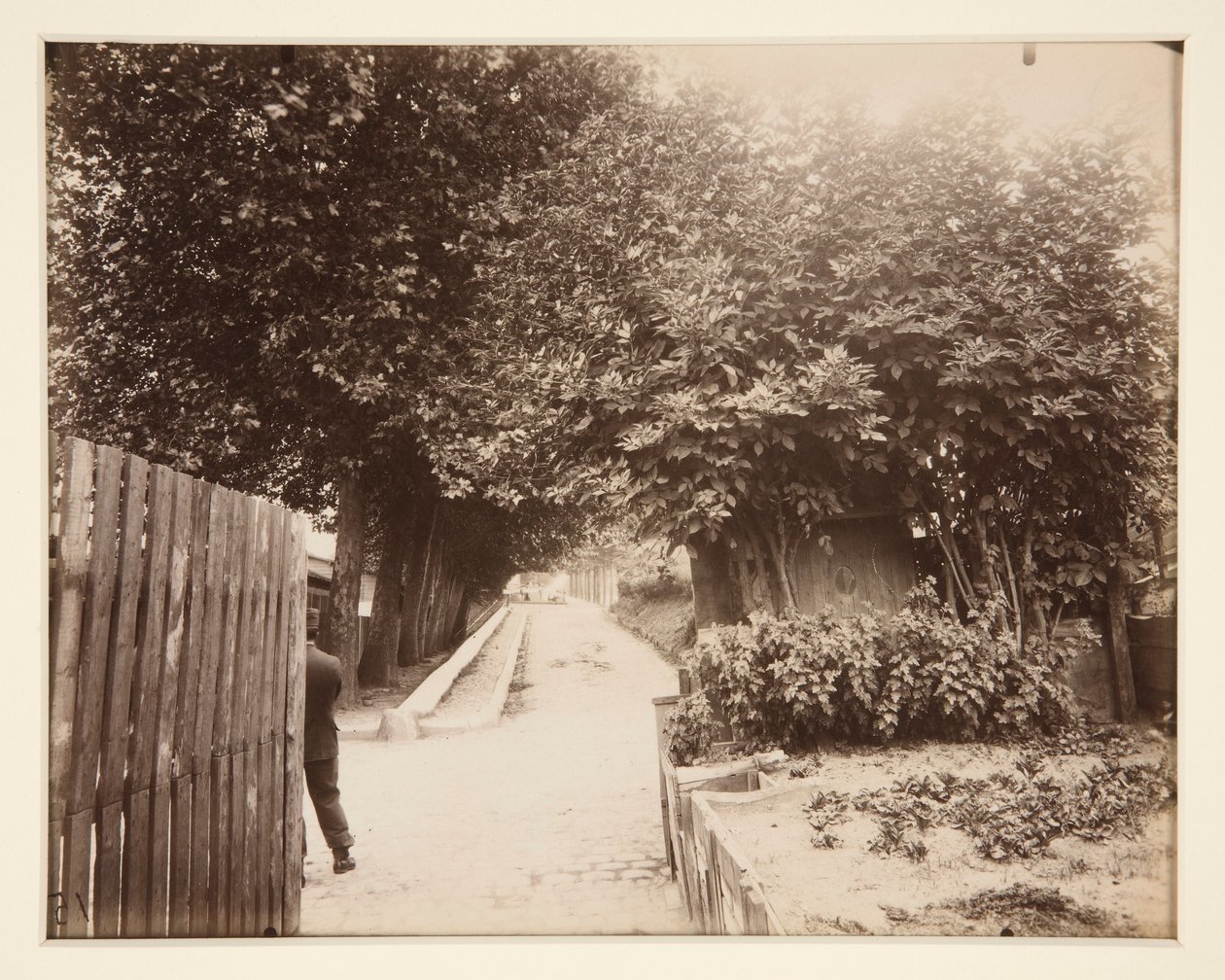 Punto del giorno, Porta del basso Meudon da Eugène Atget