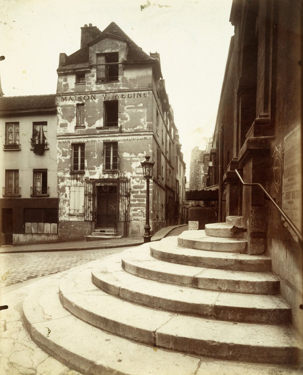 Rue de la Montagne-Sainte-Geneviève dalla serie L