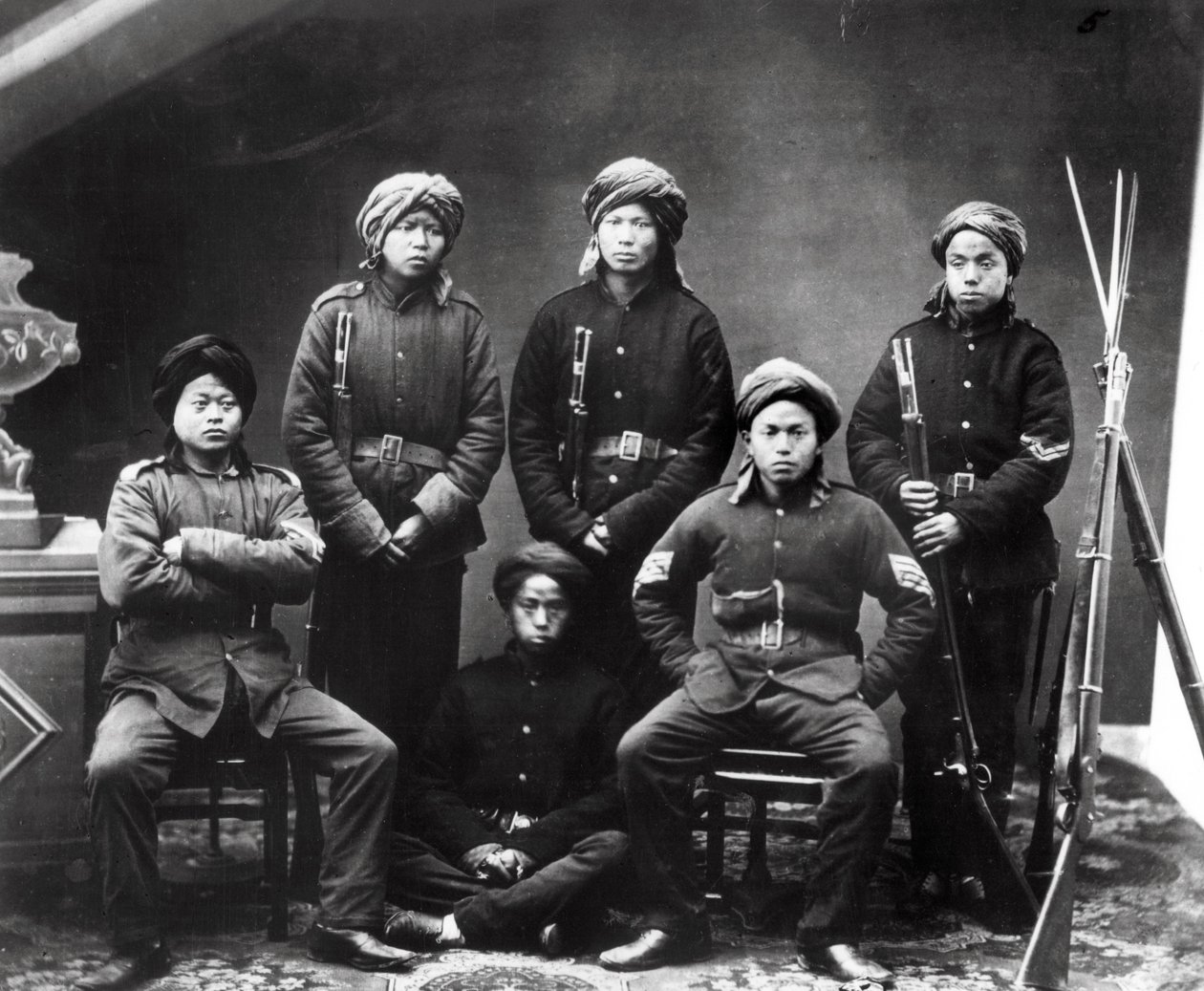 Guardia del corpo del generale Gordon, c.1855-60 da European Photographer