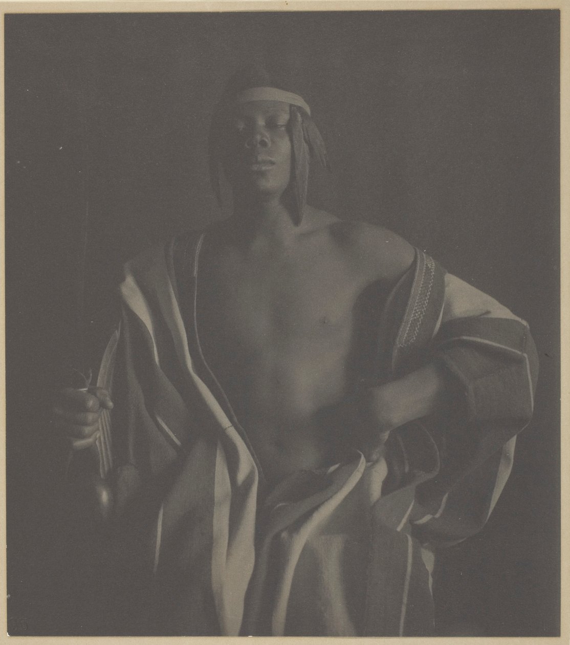 Un capo etiope da F. Holland Day