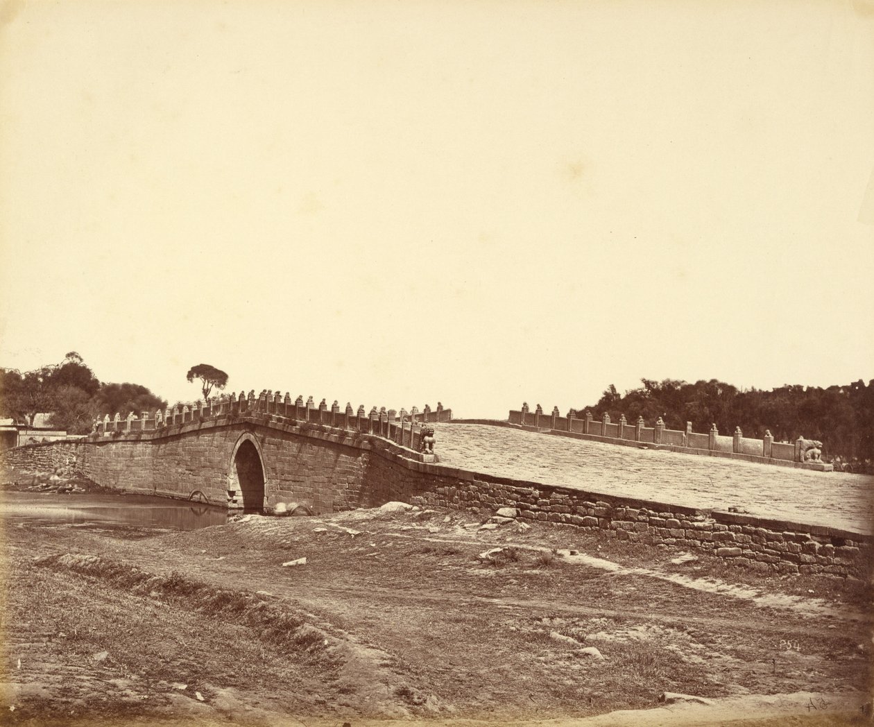 Il ponte di Pa-lu-chian, teatro del combattimento con le truppe imperiali cinesi vicino a Pekin, 21 settembre 1860 da Felice Beato