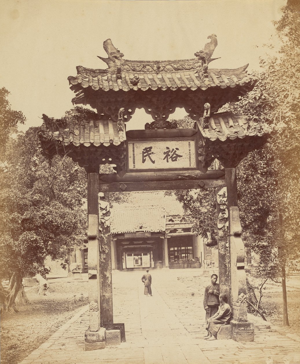 Ingresso al Tesoro, Canton, 10 Aprile 1860 da Felice Beato