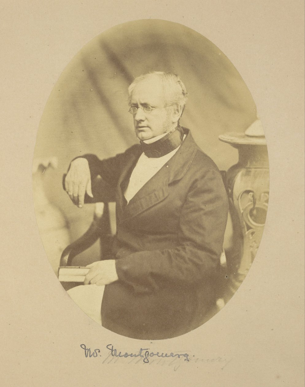 Ritratto di Sir Robert Montgomery, Esq., B.C.S, Commissario Capo a Oude da Felice Beato