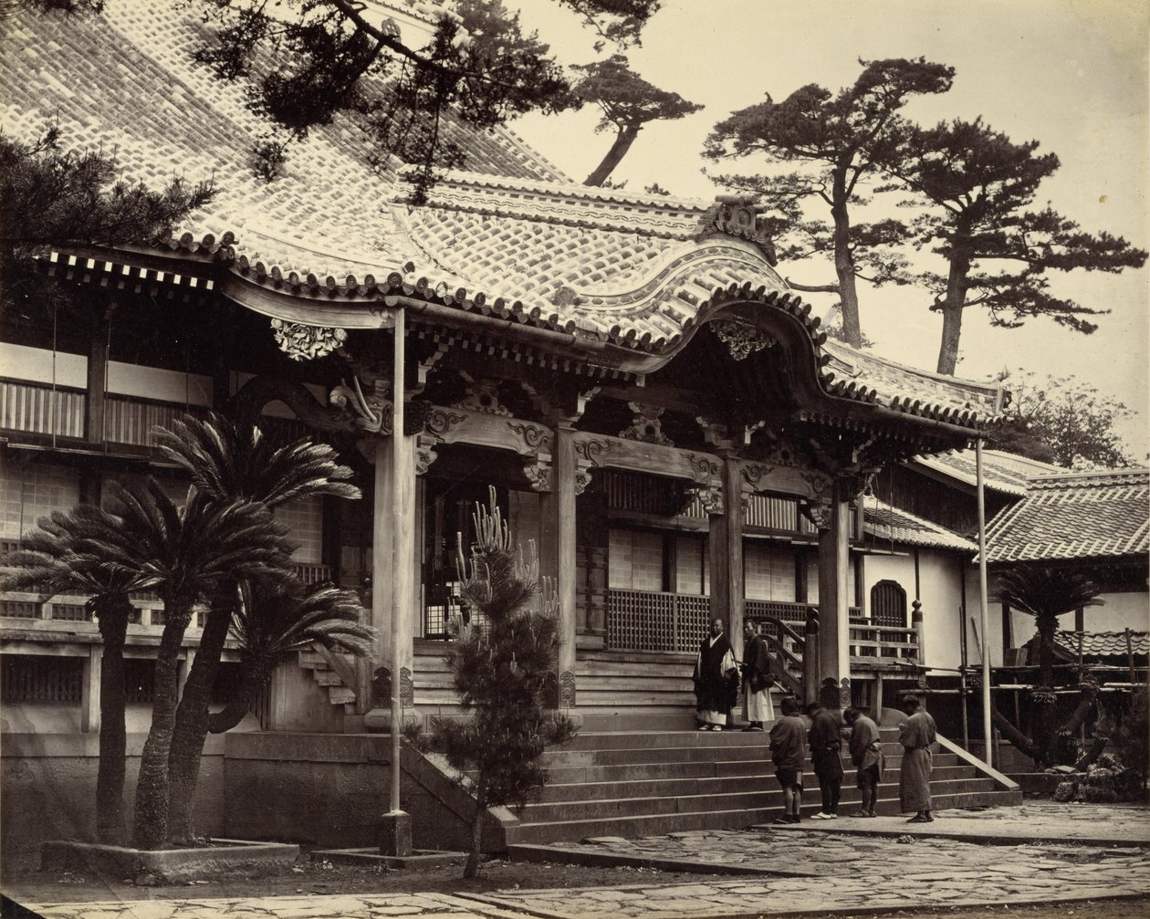 Sala Principale del Tempio Daionji, Nagasaki da Felice Beato
