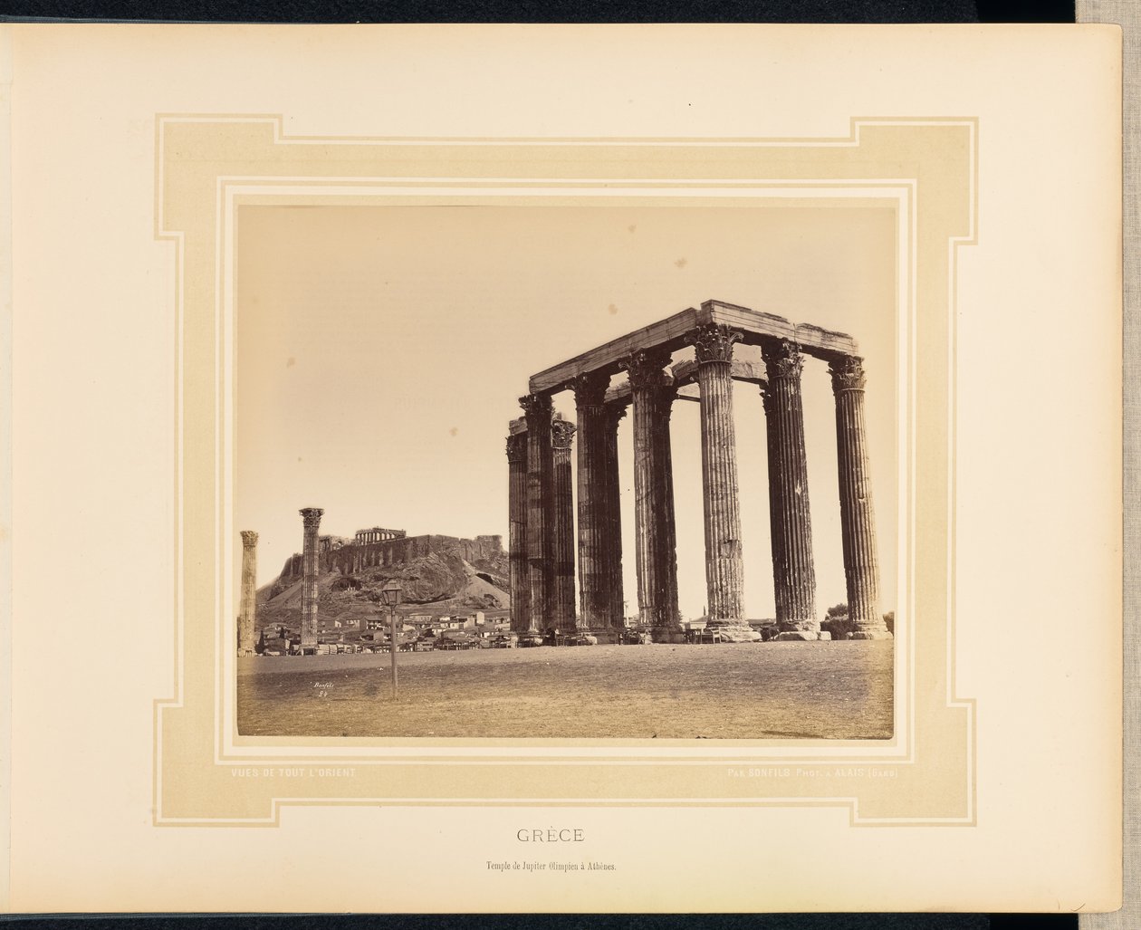 Grecia: Tempio di Giove Olimpico ad Atene da Félix Bonfils