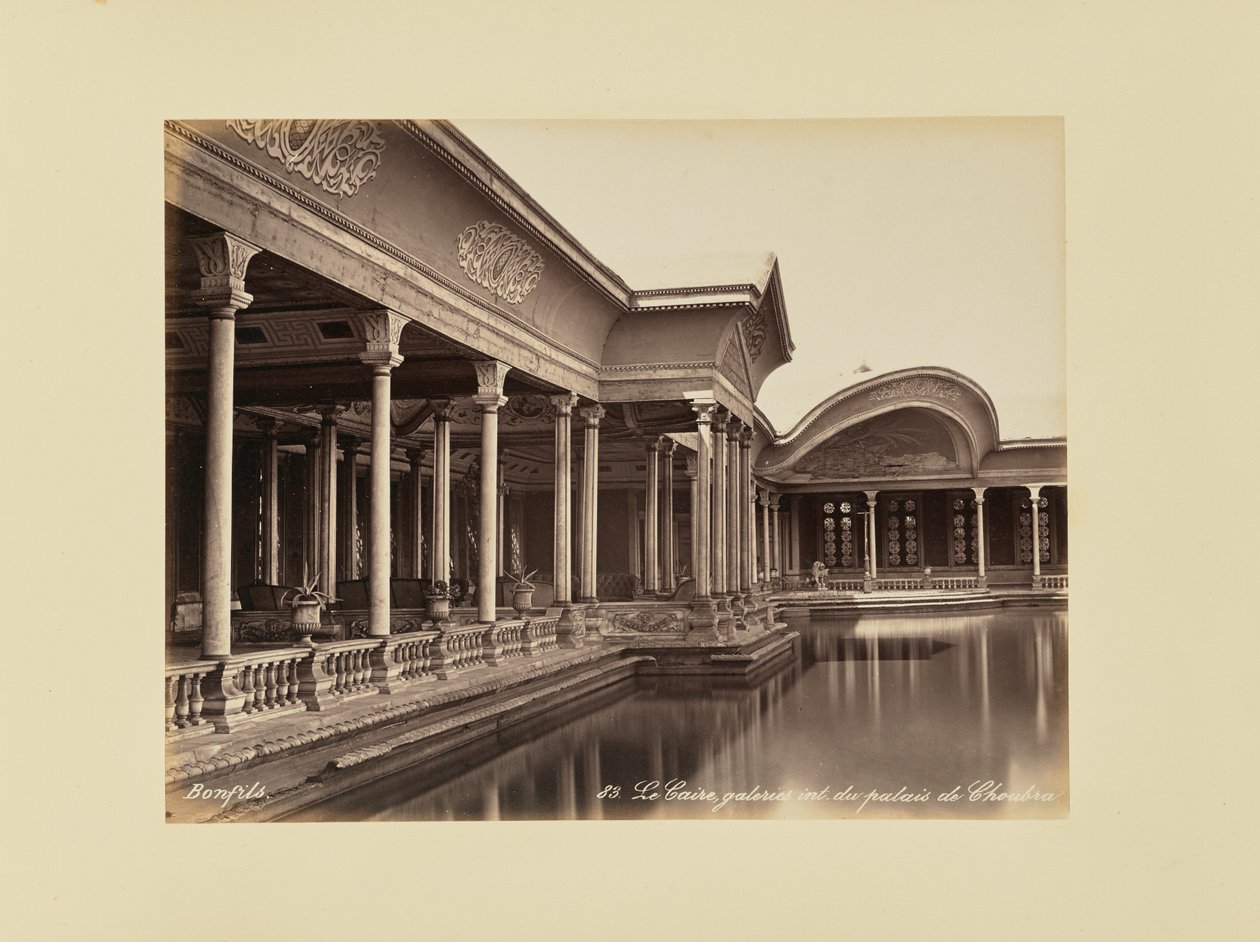 Il Cairo, gallerie interne del palazzo di Shubra da Félix Bonfils