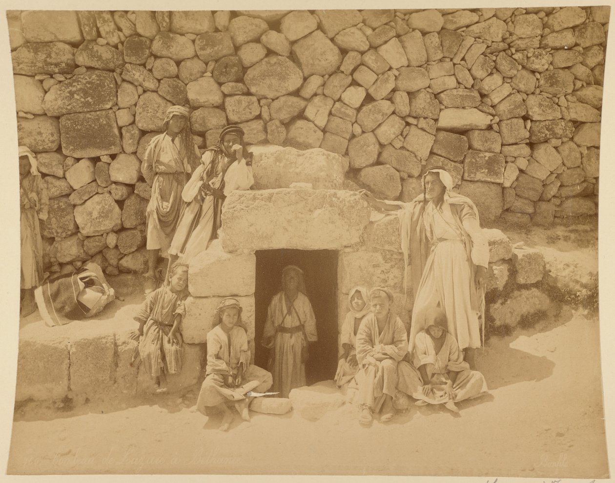 Tomba di Lazzaro a Betania da Félix Bonfils