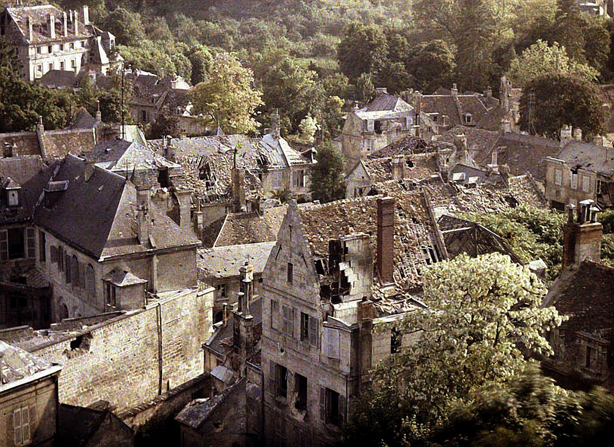 Veduta di Soissons, Aisne, Francia, 1917 da Fernand Cuville
