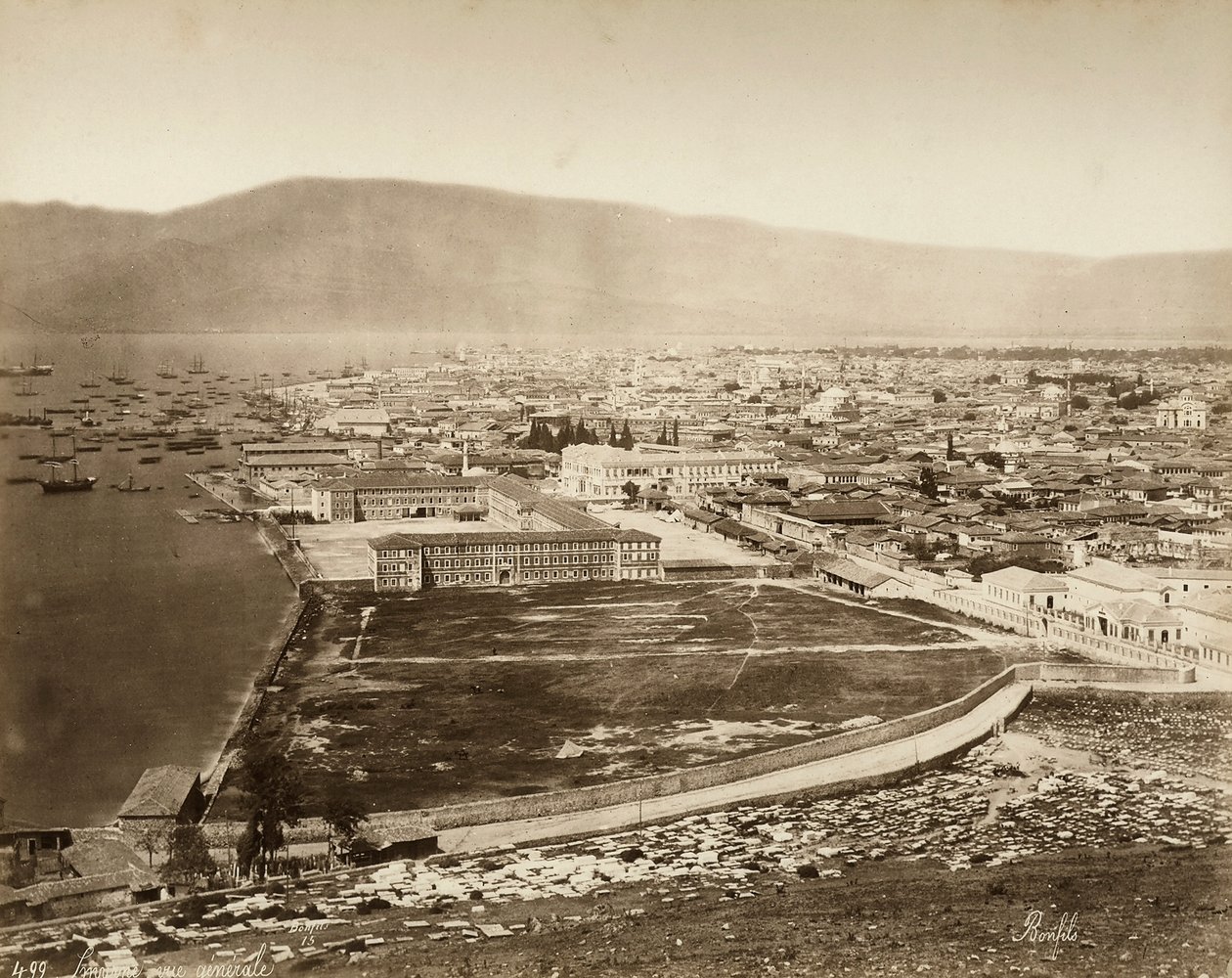 Veduta di Smirne, in Turchia da Félix Bonfils