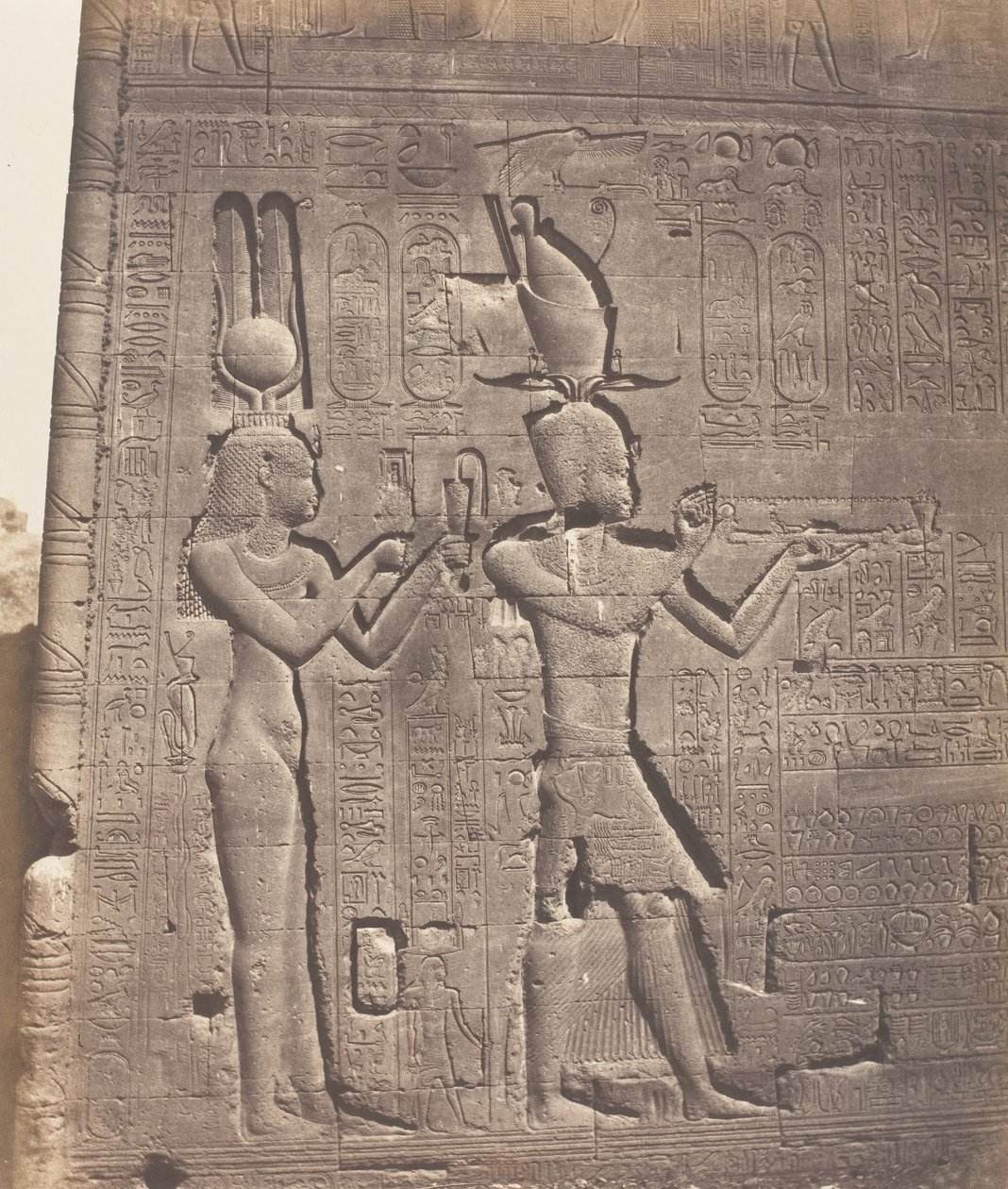 Dendérah Tentyris, Tempio di Athôr - Faccia Posteriore - Cleopatra, 1851-52 da Félix Teynard