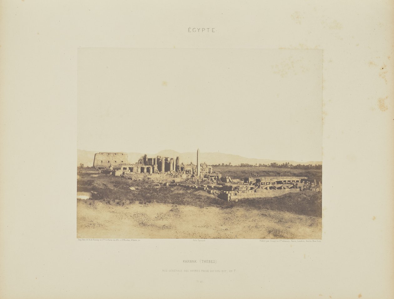 Karnak (Tebe). Veduta generale delle rovine da sud-est, in T da Félix Teynard
