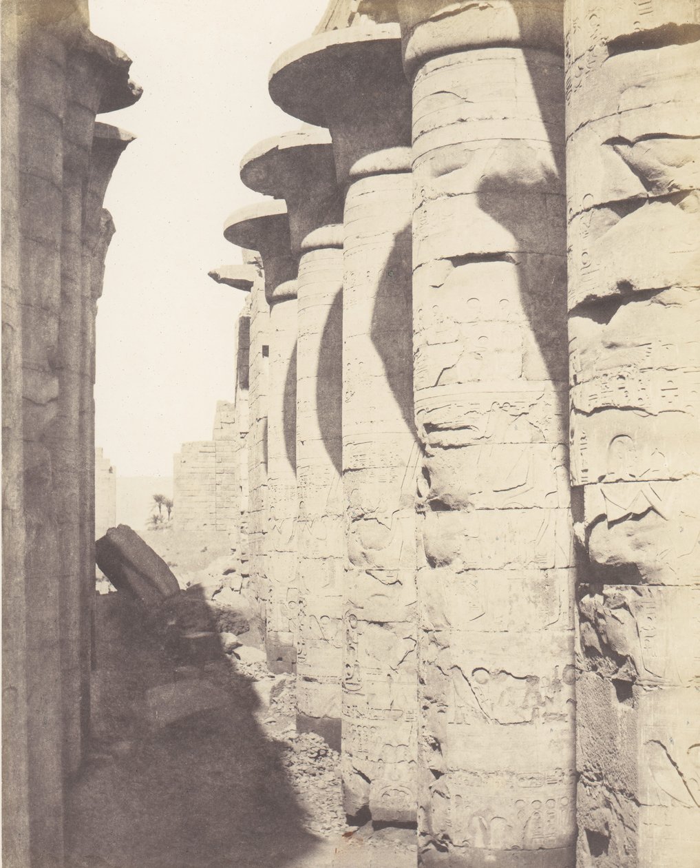 Karnak Tebe, Palazzo - Sala Ipostila - Colonnato Centrale Vista del ..., 1851-52, stampato 1853-54 da Félix Teynard