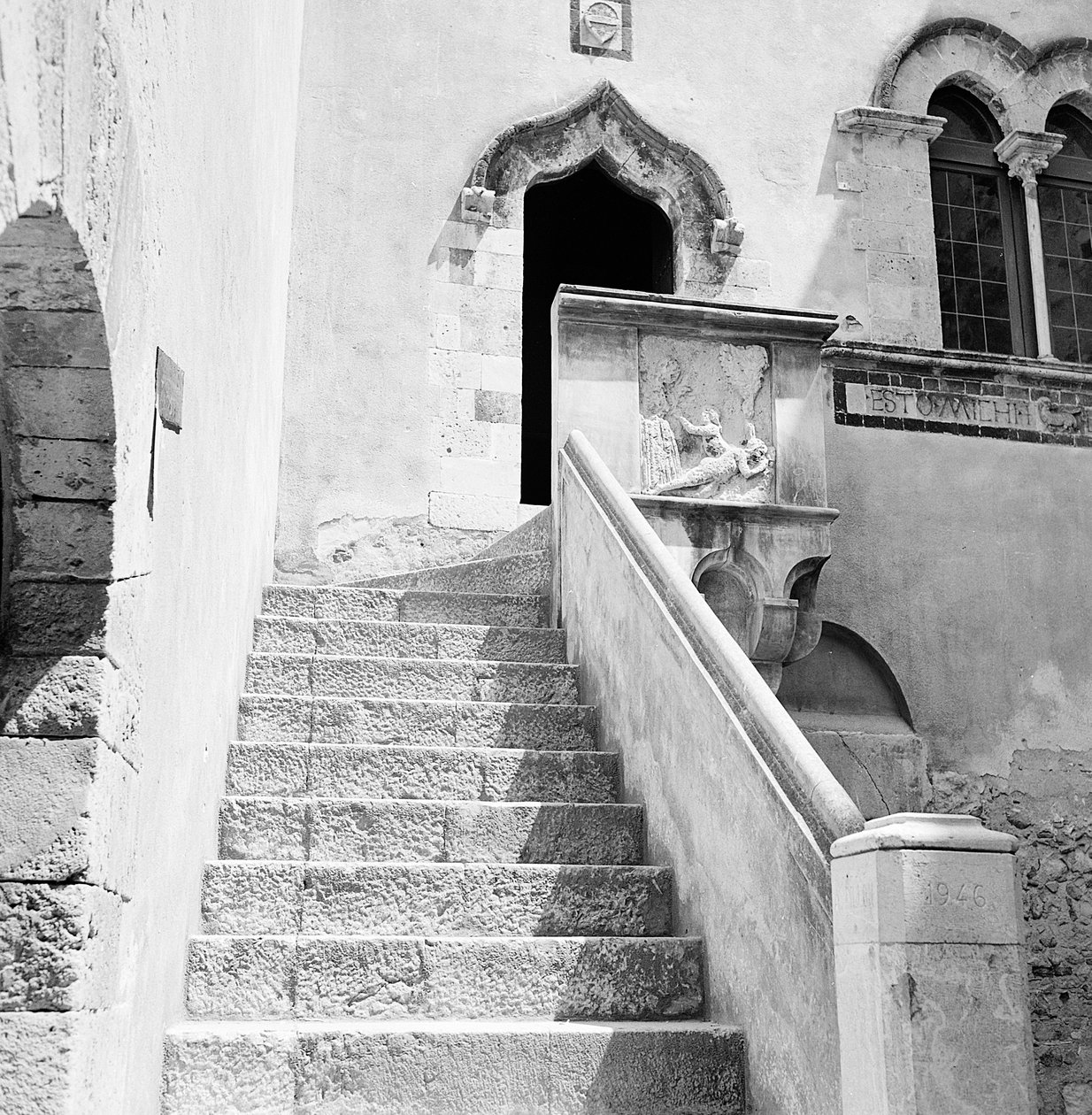 Castello saraceno di Taormina, Sicilia da Fosco Maraini