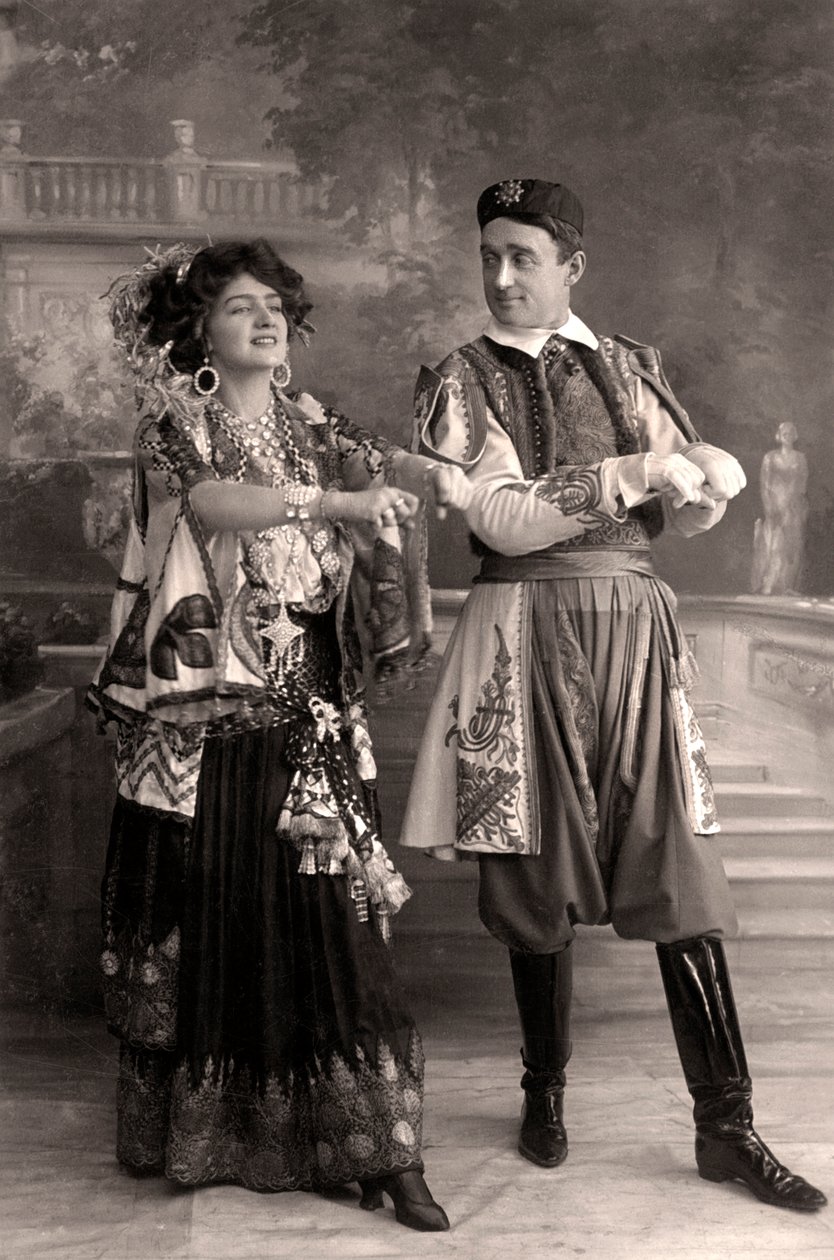 Lily Elsie e Joseph Coyne in La vedova allegra, 1908 da Foulsham and Banfield