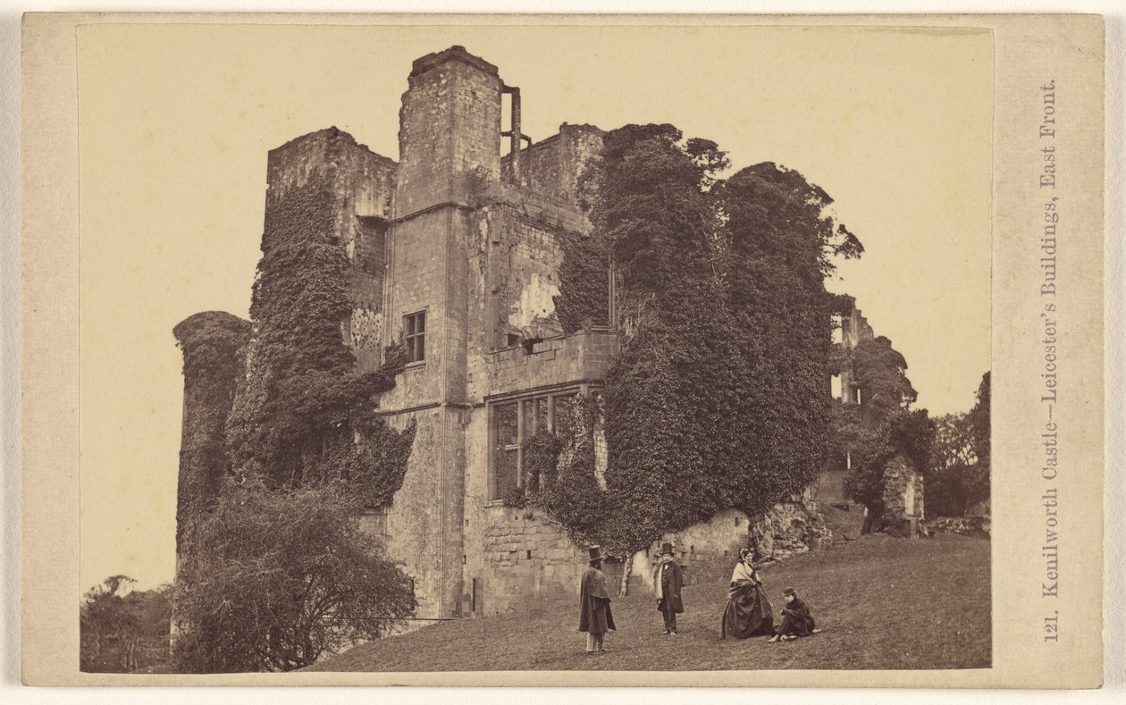 Castello di Kenilworth - edifici di Leicester, facciata orientale da Francis Bedford