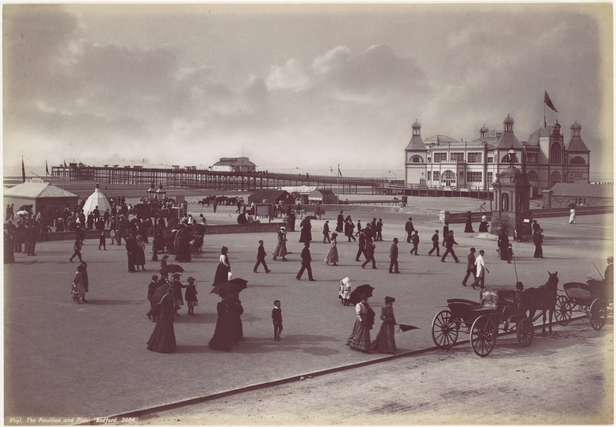 Rhyl. Il padiglione e il molo da Francis Bedford