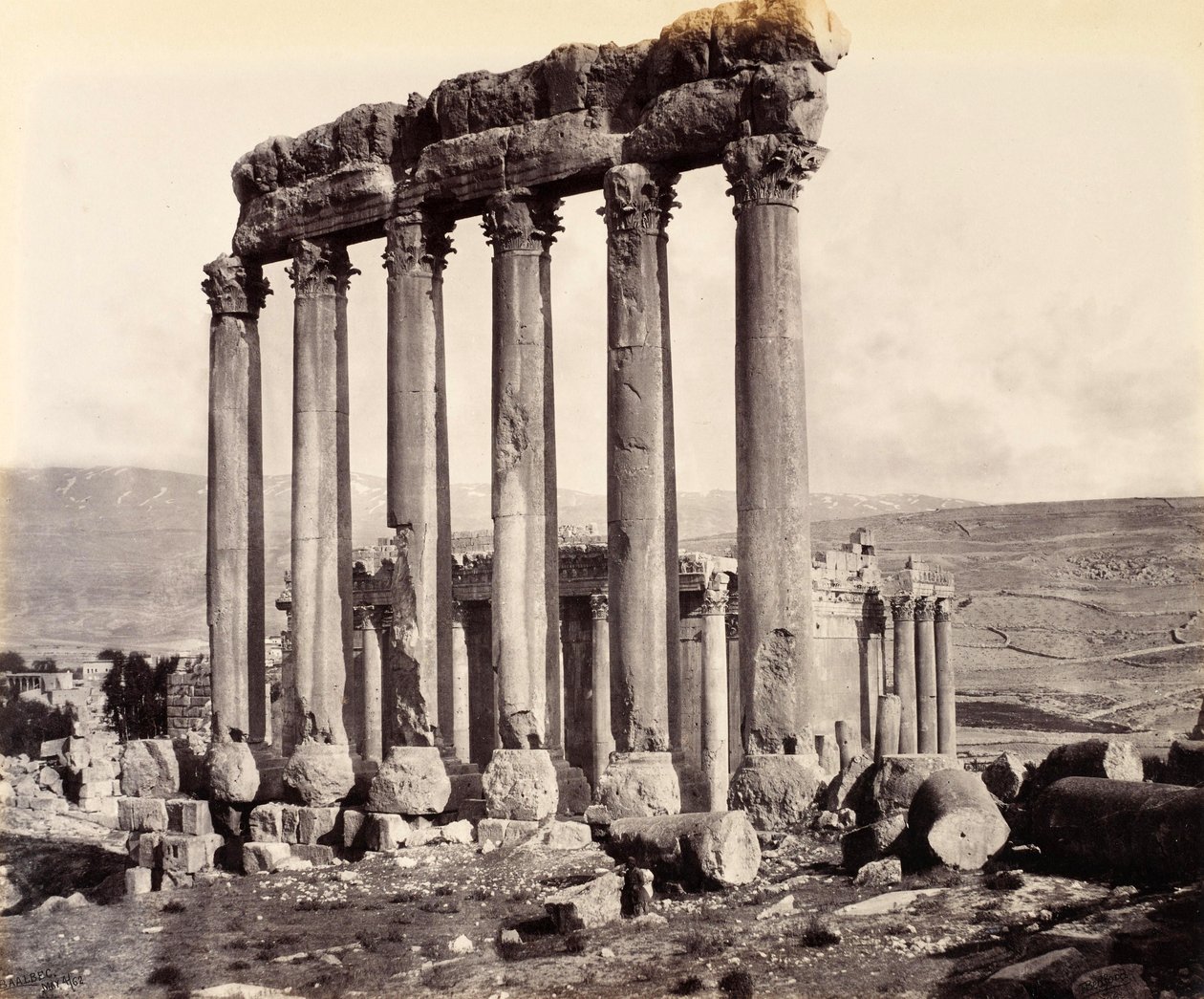 Rovine del Tempio del Sole e del Tempio di Giove, Baalbek da Francis Bedford