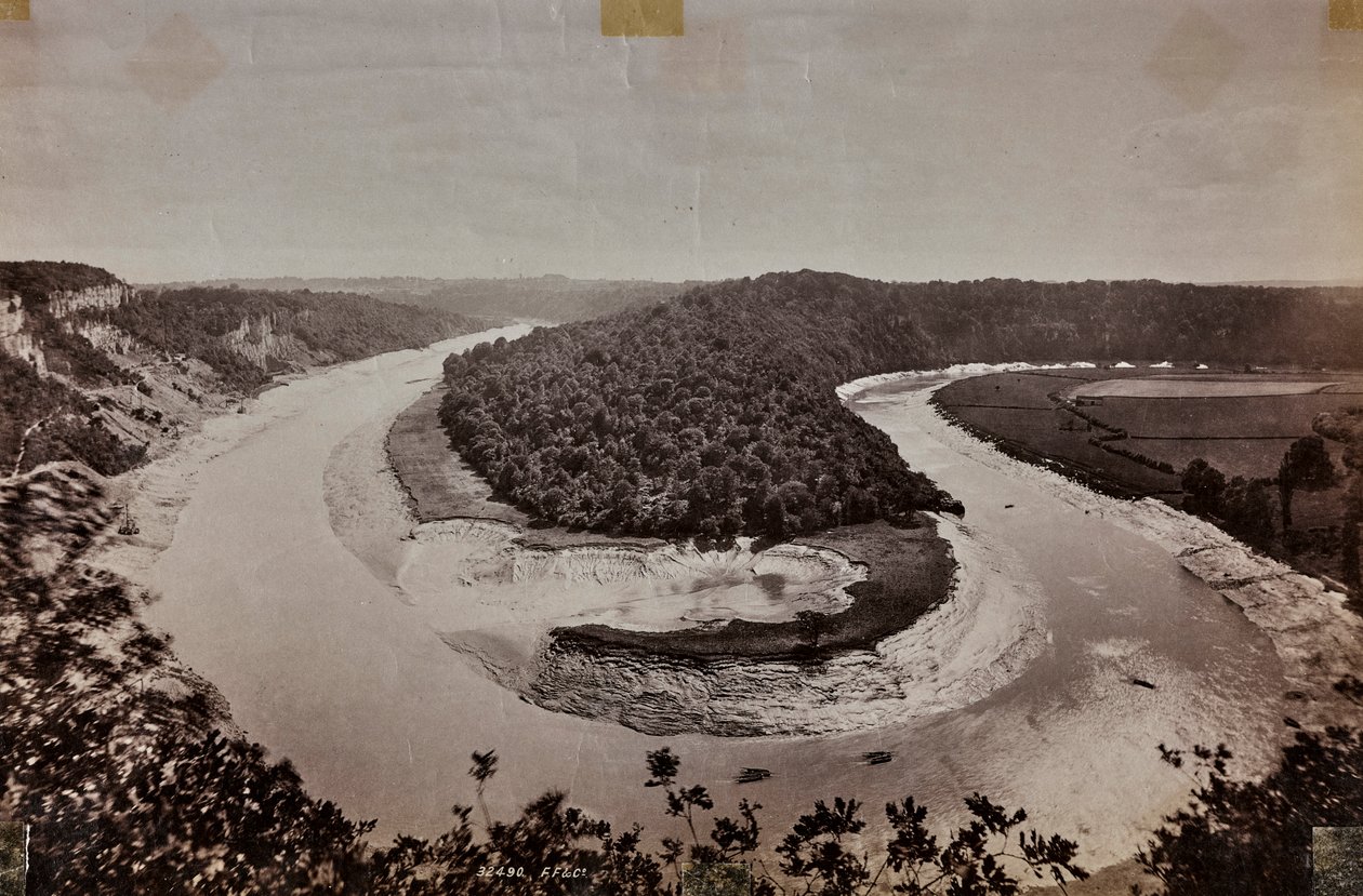 Eine Flussschleife in Großbritannien, wahrscheinlich in Wales, deren Verlauf eine Haarnadelkurve gebildet hat von Francis Frith
