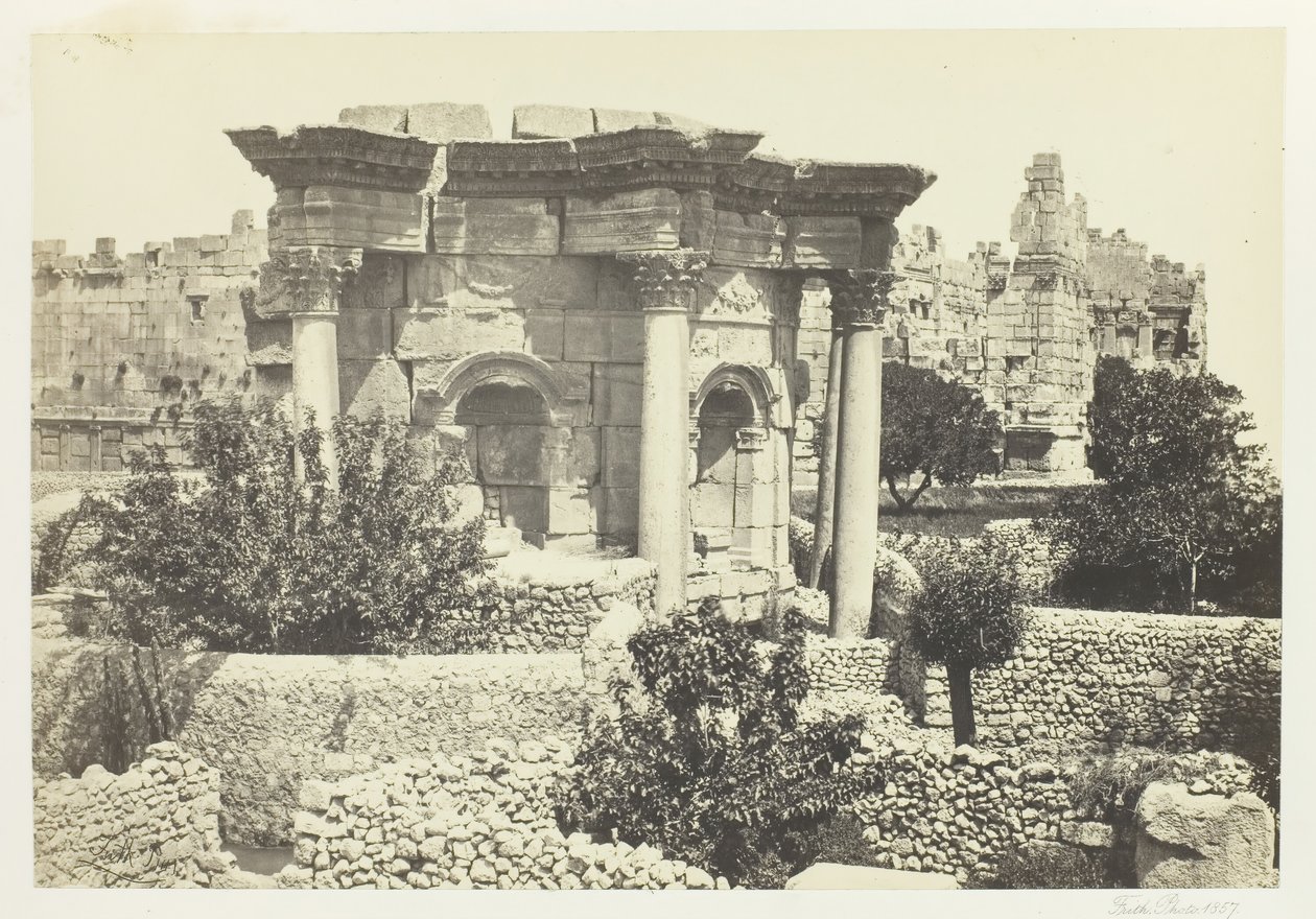Il tempio circolare, Baalbec da Francis Frith