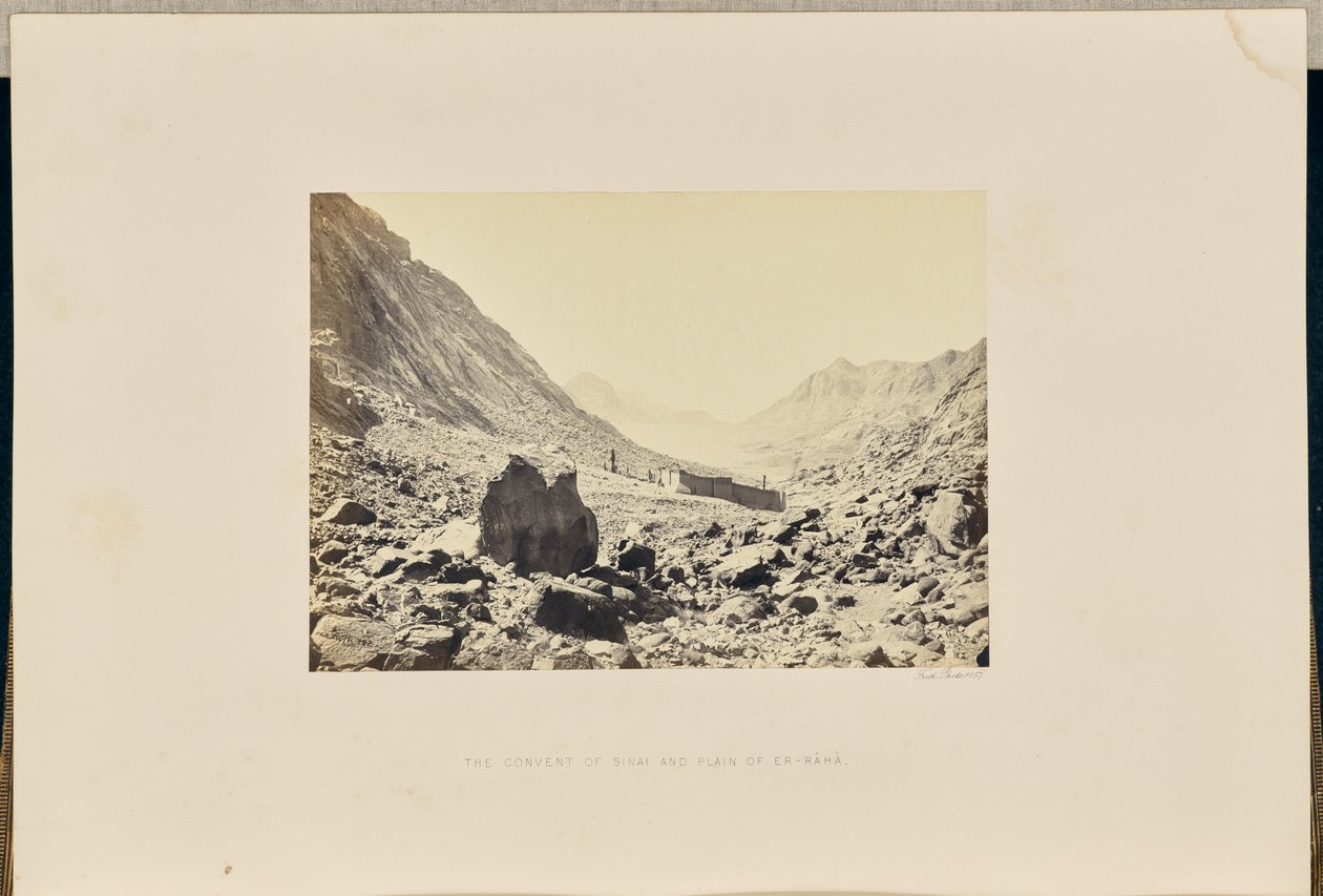 Il Convento del Sinai e la Piana di Er-Raha da Francis Frith