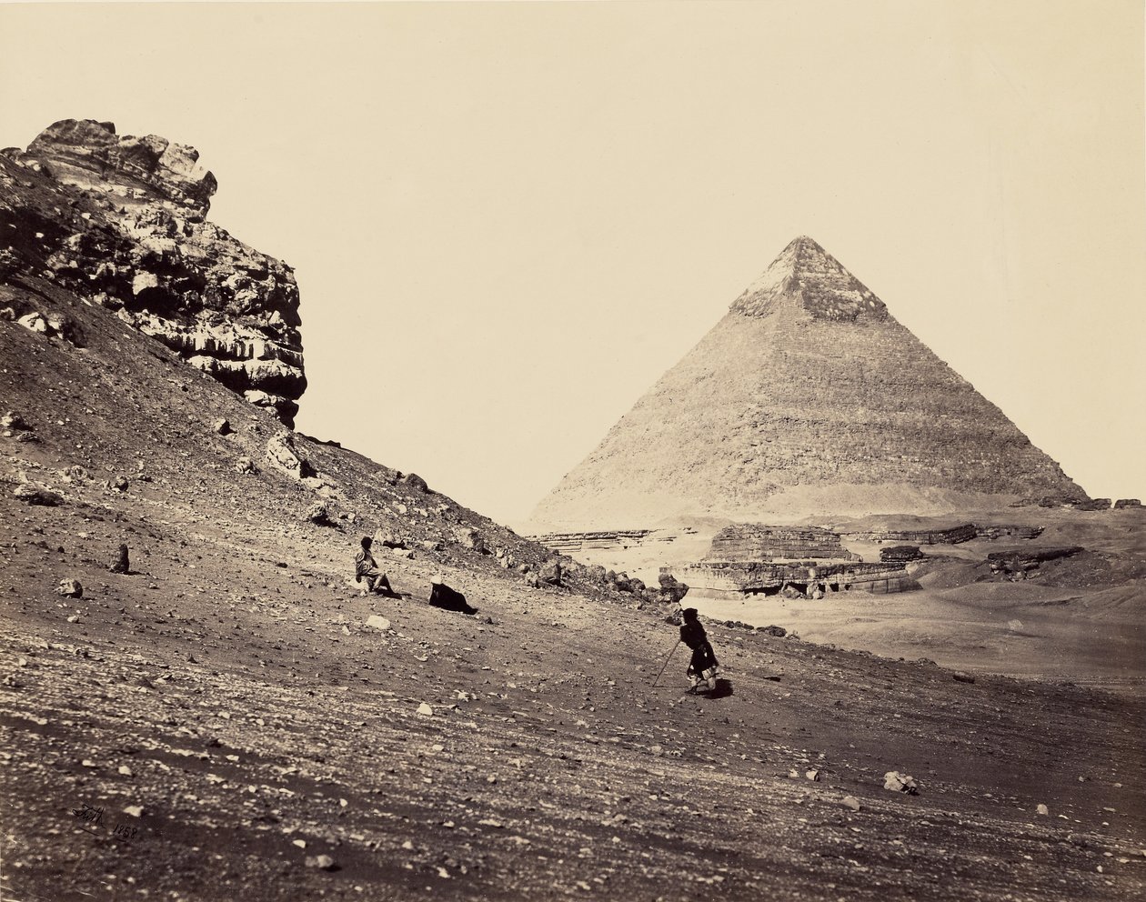 La seconda piramide da sud-est da Francis Frith