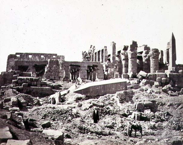 Il Tempio di El-Karnak da Sud-Est da Francis Frith