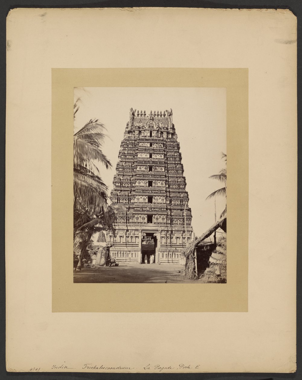 Trickaleecoondrum, La Pagoda, Porte E da Francis Frith