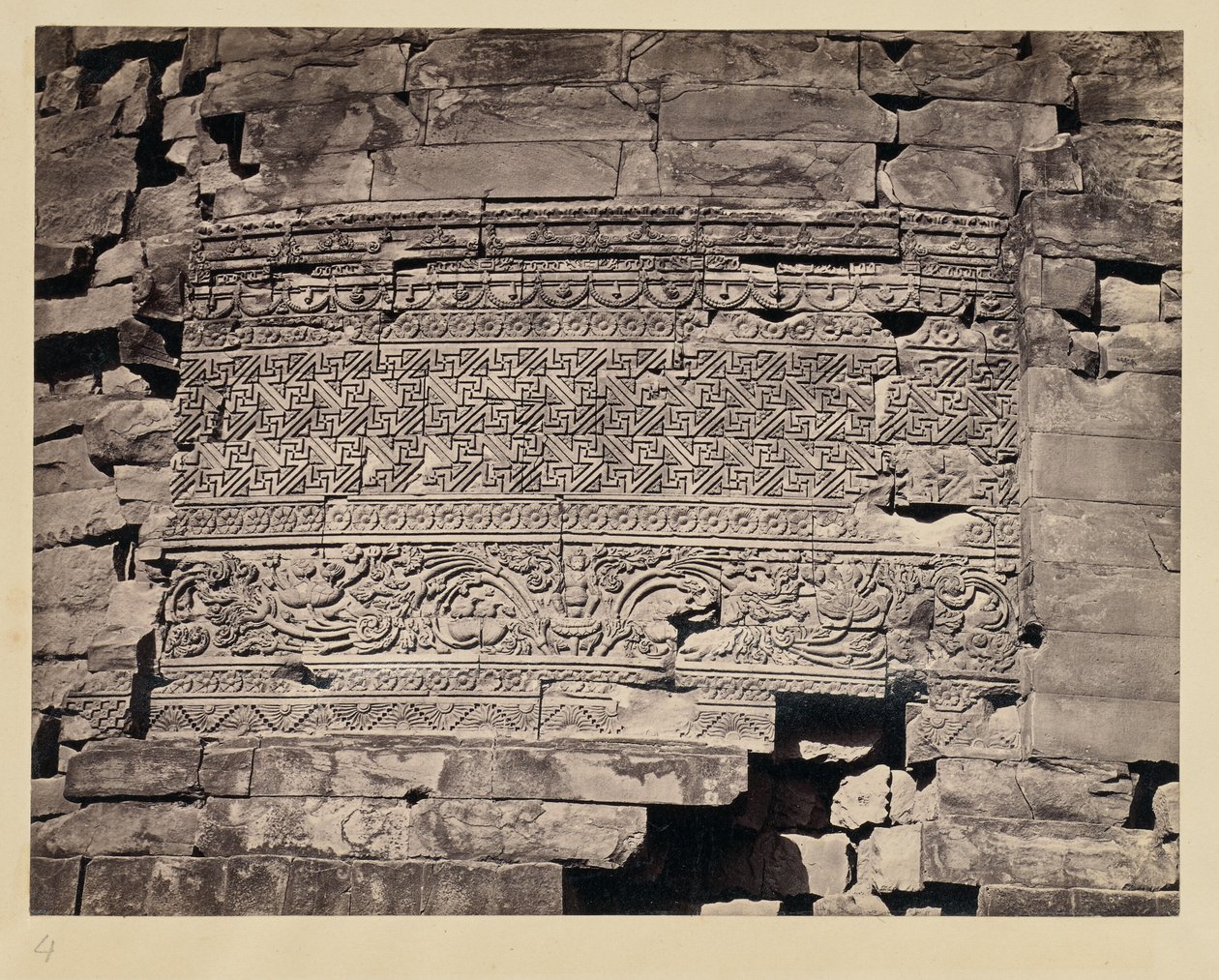 [Dhamek Stupa, Sarnath] da Francis Frith and Co.