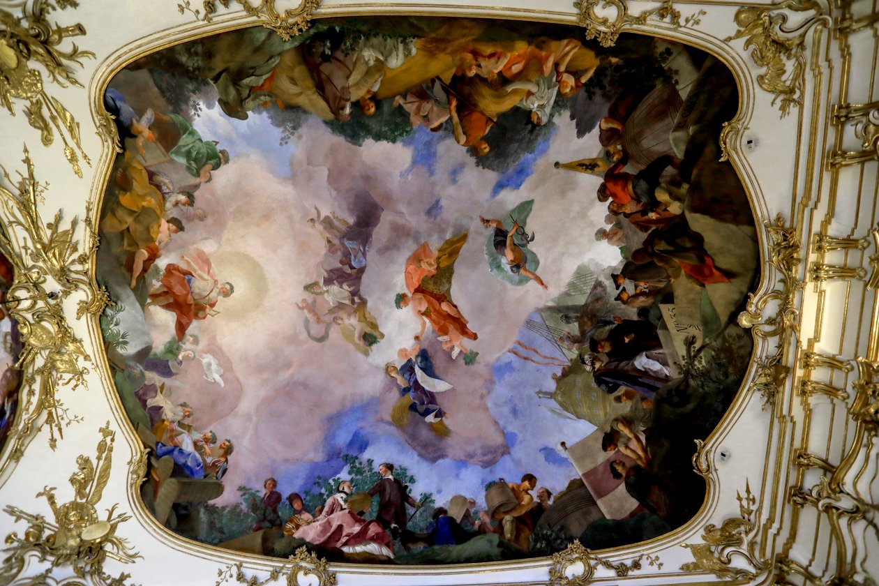 Affresco sul soffitto della grande galleria del Castello di Schönbrunn raffigurante un