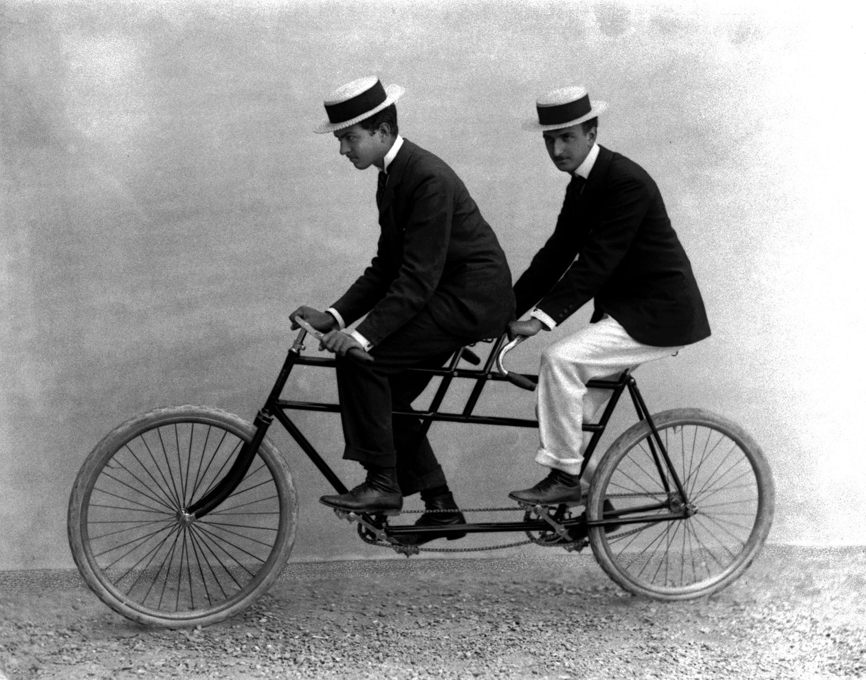 Due uomini su un tandem, Firenze, 1895 da Fratelli Alinari Fratelli Alinari