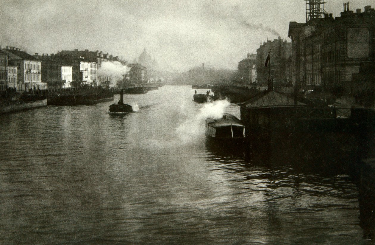 Il fiume Fontanka a San Pietroburgo, Russia, 1900s da Fred Boisson