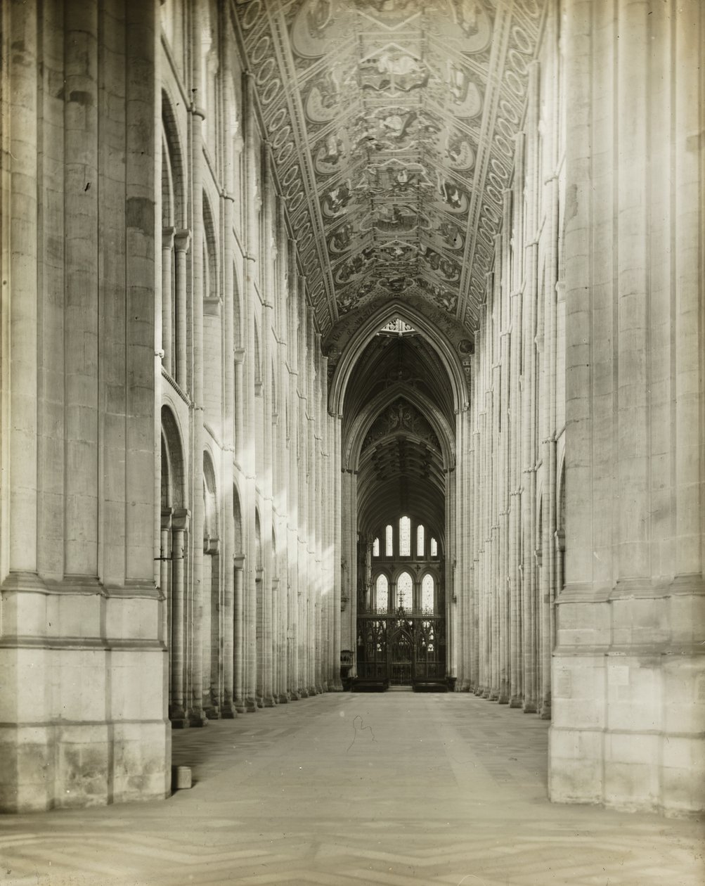 Cattedrale di Ely: La navata dalla porta del portico da Frederick H. Evans
