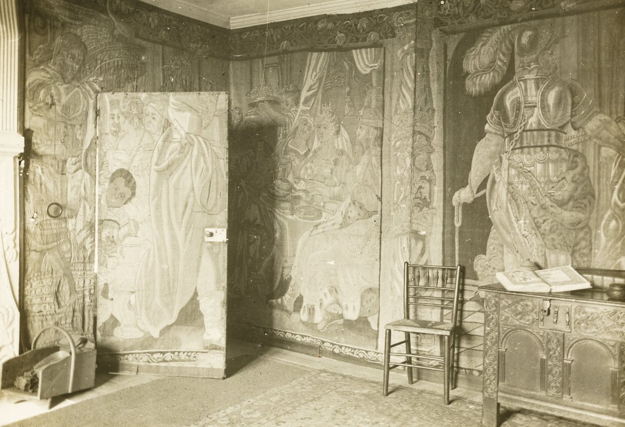 Kelmscott Manor: Nella sala degli arazzi da Frederick H. Evans
