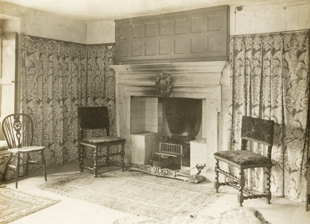 Kelmscott Manor: la sala verde da Frederick H. Evans