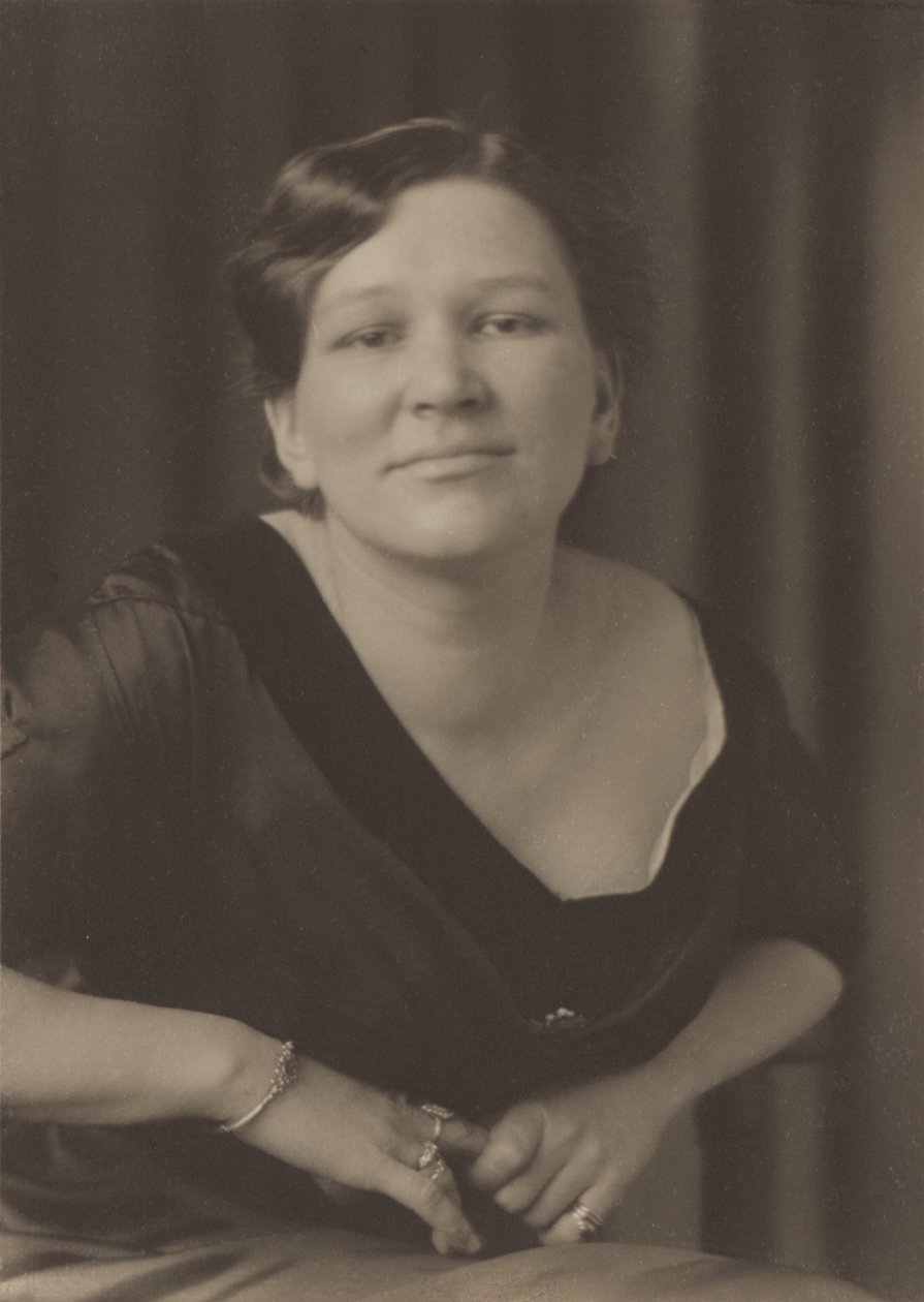 Phyllis Hatton da Frederick H. Evans