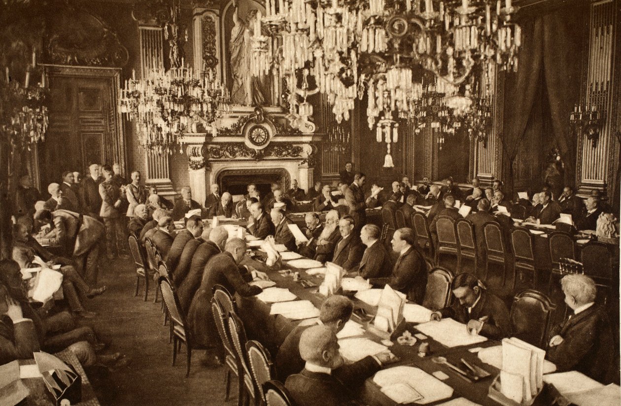 Riunione di apertura della Conferenza di Pace a Parigi, 18 gennaio 1919 da French Photographer