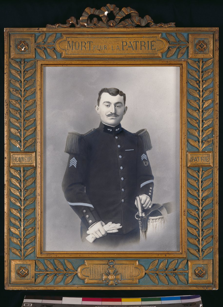 Ritratto di un sergente della Fanteria Coloniale da French Photographer