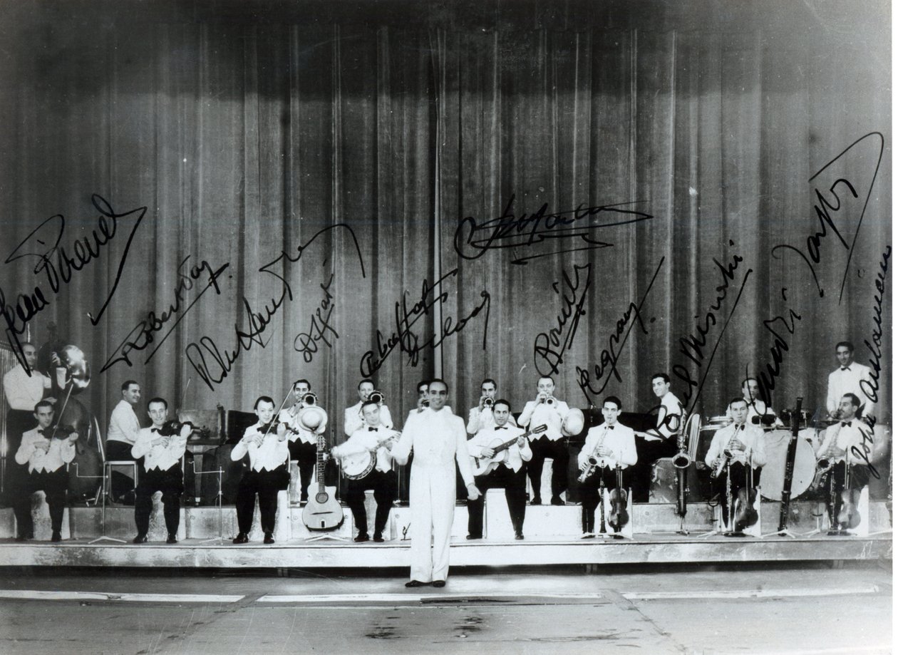 Ray Ventura e la sua band jazz negli anni trenta (circa 1936-39) da French Photographer