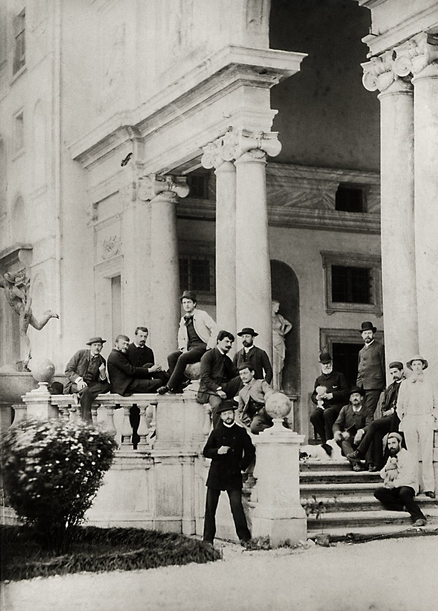 Residenti di Villa Medici a Roma, foto inviata e dedicata da Claude Debussy (1862-1918) ai suoi genitori, 1884-85 da French Photographer