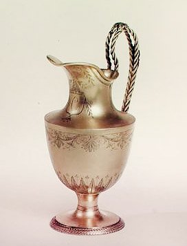 Brocca per crema, decorata con foglie formali e caprifoglio, Parigi, c.1800 da French School