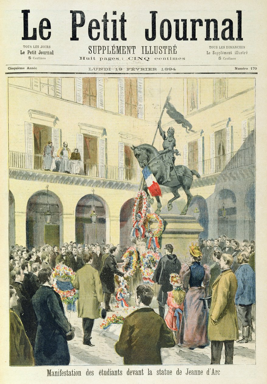 Studenti si radunano alla statua di Giovanna d