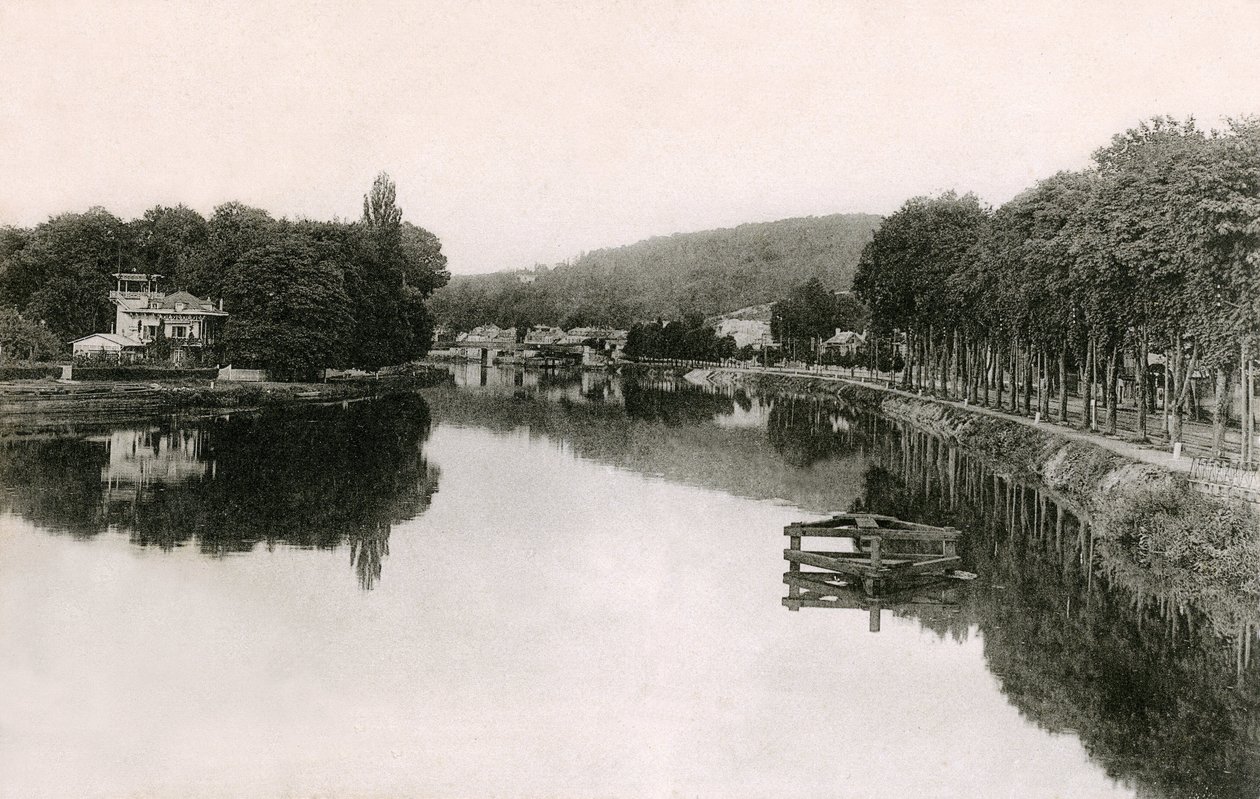 Bougival (Yvelines - 78 - Ile de France): rive della Senna viste dalla passerella, all
