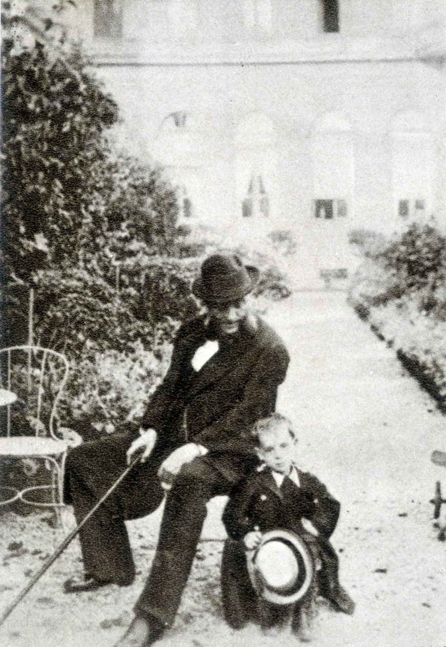 Jules Ferry e suo nipote Abel Ferry da French Photographer