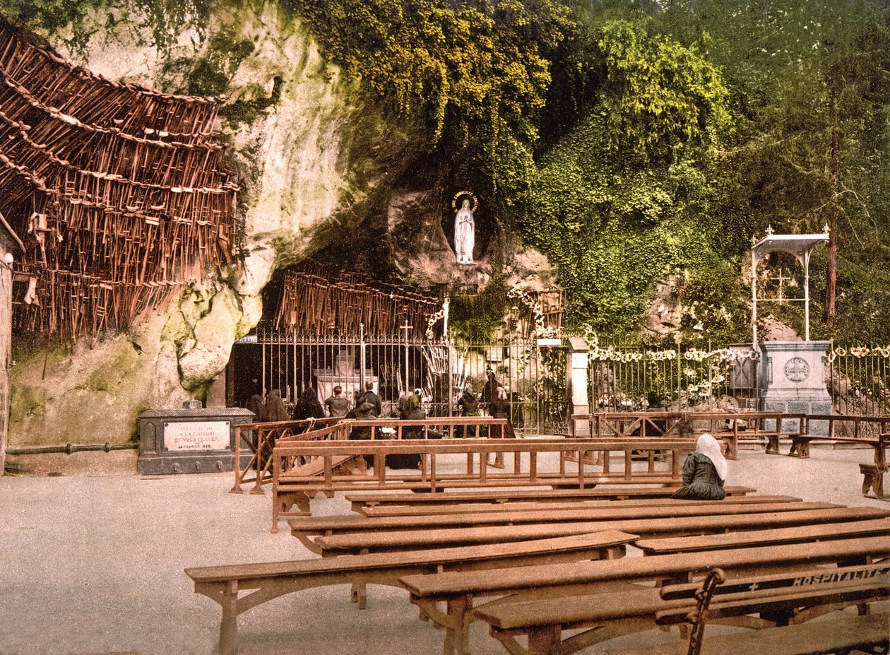 Nostra Signora di Lourdes da French Photographer