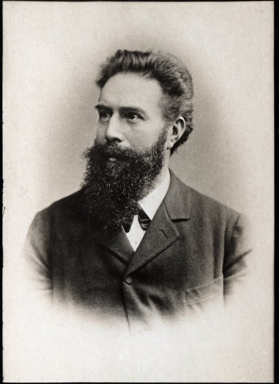 Ritratto di Wilhelm Conrad Roentgen (1845-1923), fisico tedesco da French Photographer