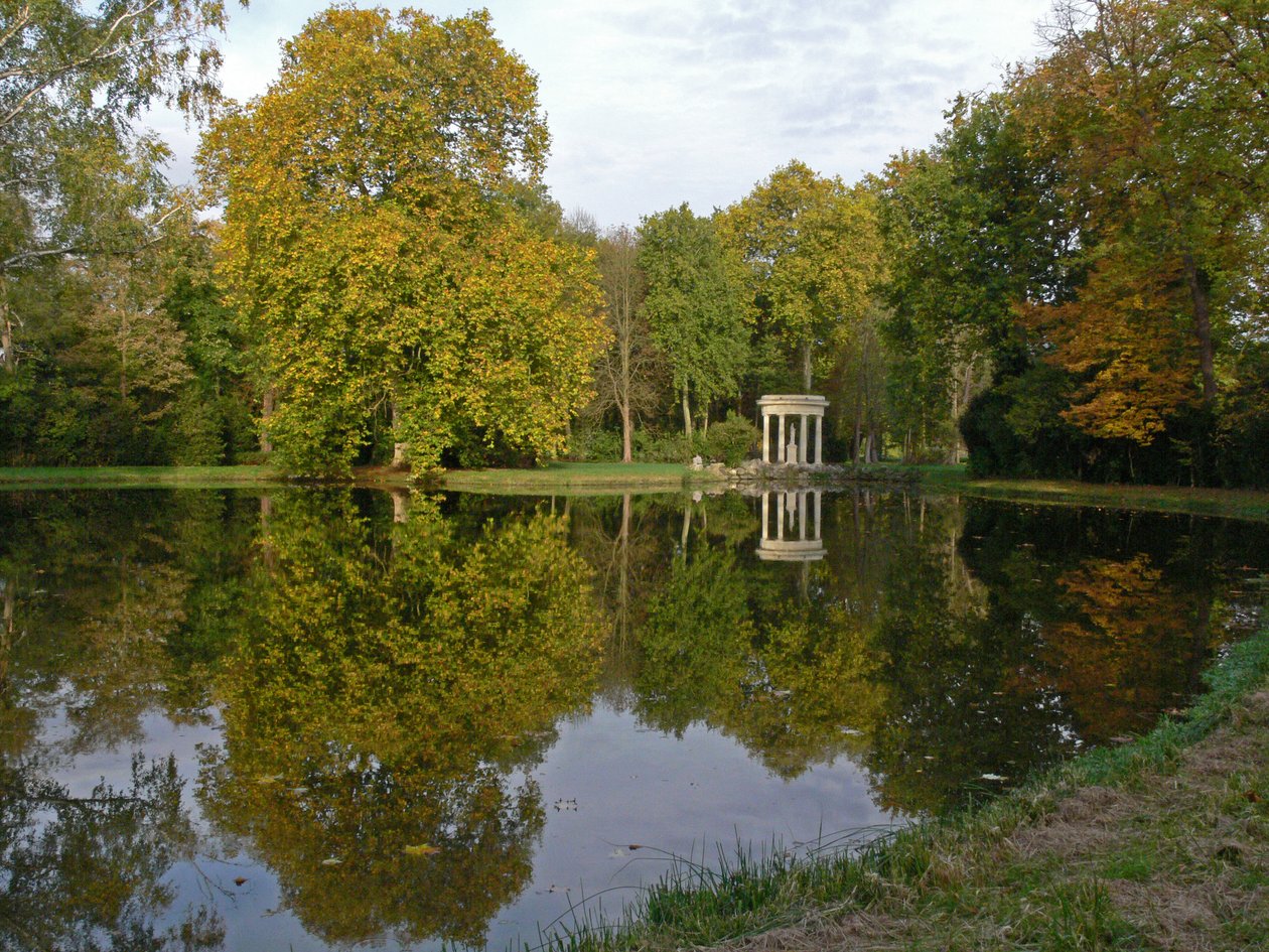 Veduta del Castello: i giardini con il Tempio di Venere da French School