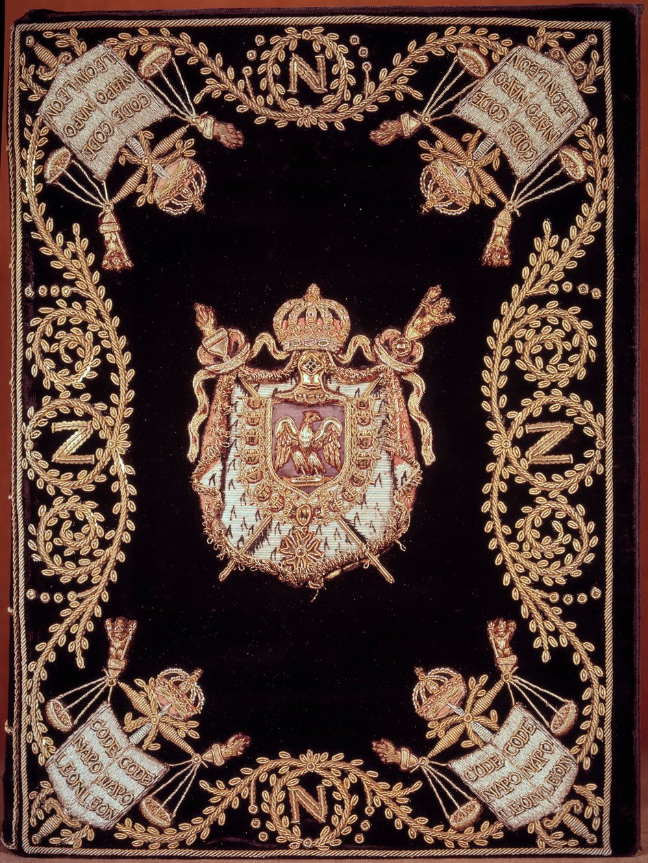Copertina di una delle dodici edizioni originali del "Codice civile dei francesi" promulgato da Napoleone Bonaparte il 21/03/1804. È rilegato in velluto ricamato in oro e argento con emblema della giustizia e armi dell