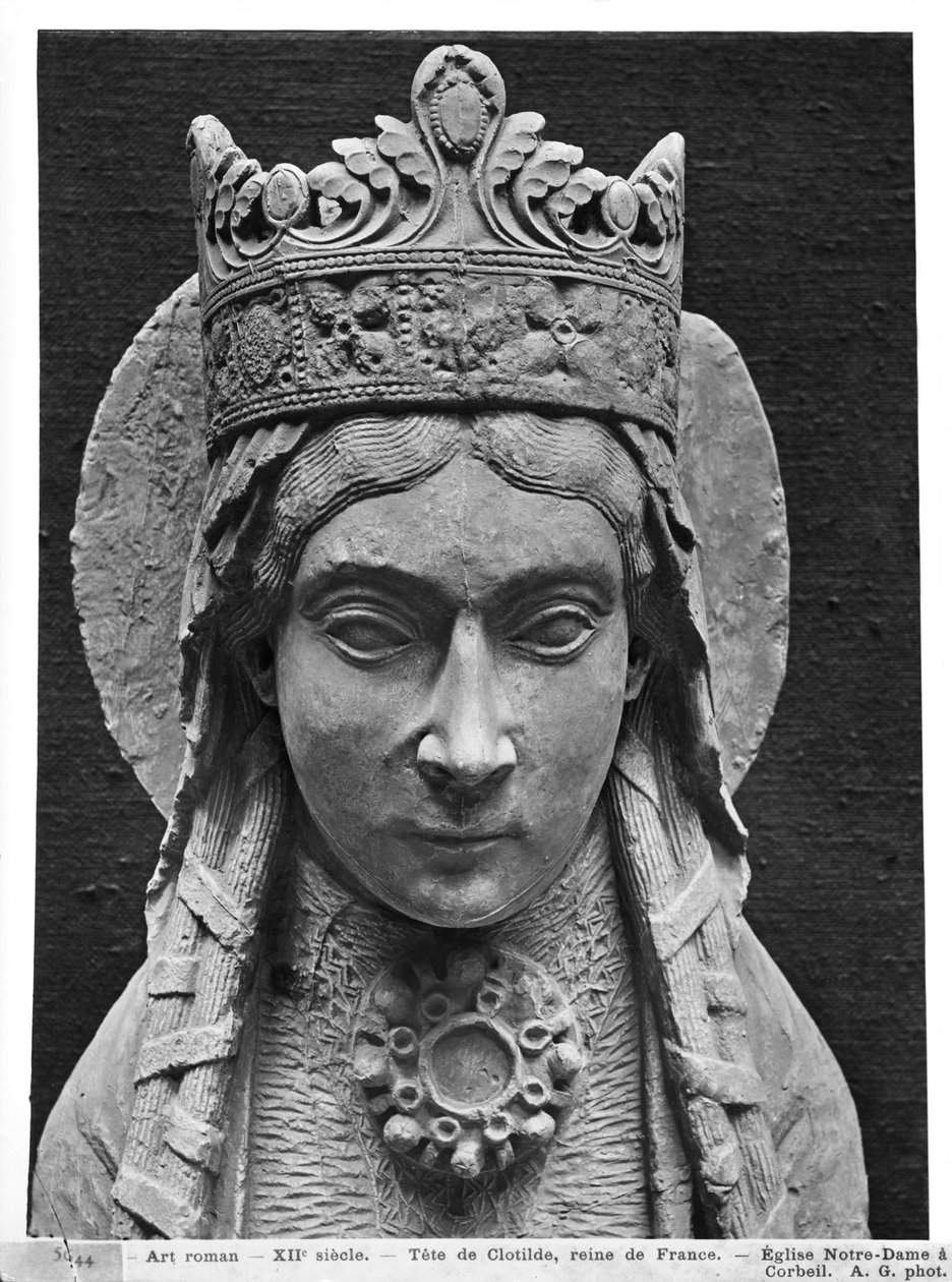 Testa di Santa Clotilde, dalla chiesa di Notre-Dame di Corbeil (calco in gesso) (dettaglio) da French School